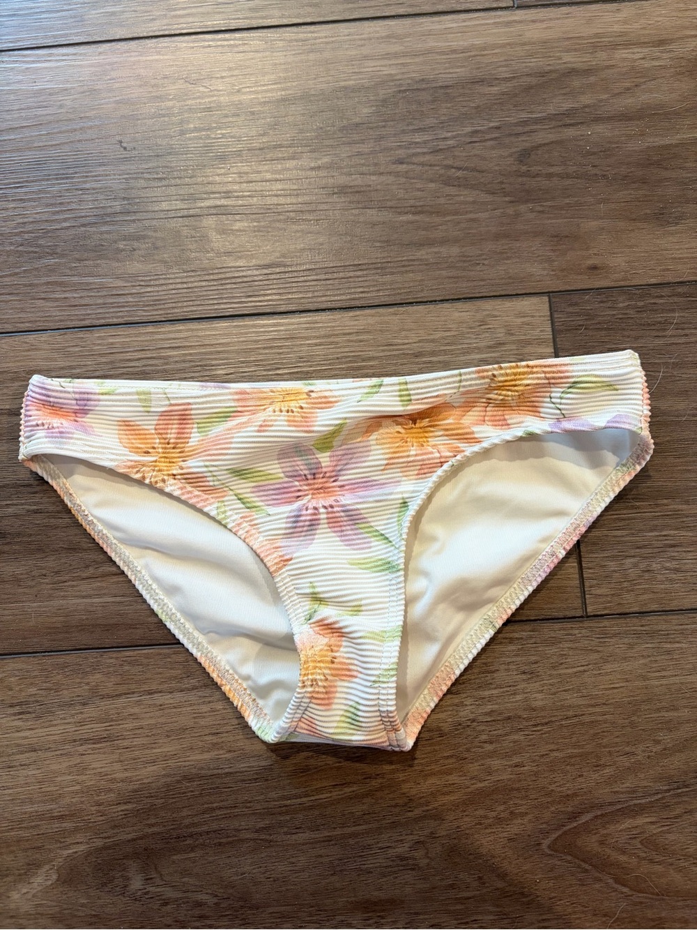 Billabong floral bikini bottoms